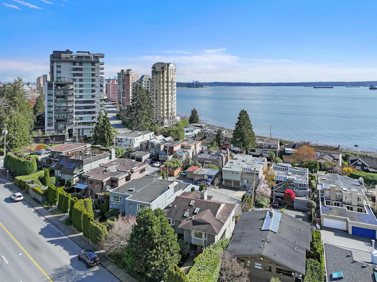 2324 Marine Drive, West Vancouver, BC, V7V 1K8 - 8