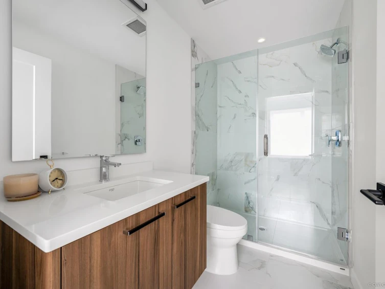 312-6859 Cambie Street, Vancouver, BC, V6P 3H1 - 8