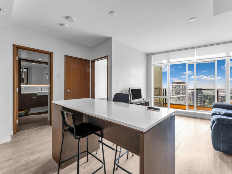 4407-13495 Central Avenue, Surrey, BC, V3T 0K2 - 4