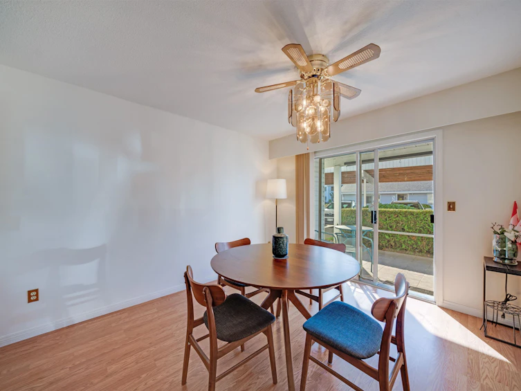 253-32691 Garibaldi Drive, Abbotsford, BC, V2T 5T7 - 5