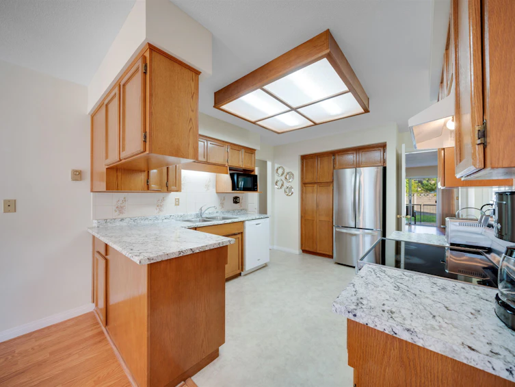253-32691 Garibaldi Drive, Abbotsford, BC, V2T 5T7 - 10
