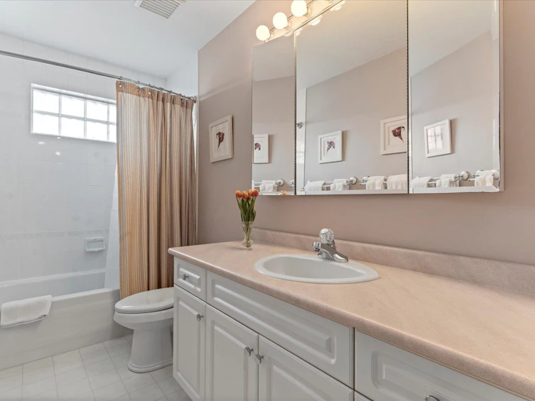 19071 63b Avenue, Surrey, BC, V3S 8G5 - 22