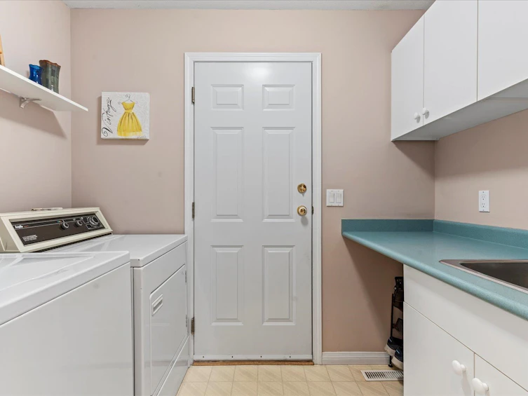 19071 63b Avenue, Surrey, BC, V3S 8G5 - 15
