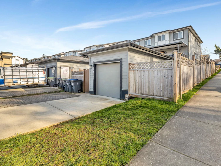 14001 60 Avenue, Surrey, BC, V3X 2N2 - 5