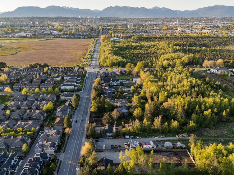 6300 No.4 Road, Richmond, BC, V6Y 2S9 - 8