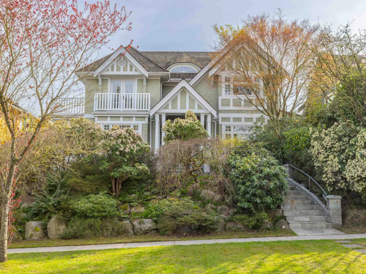 2588 W 34th Avenue, Vancouver, BC, V6N 2J2
