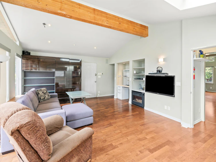 1979 Eastleigh Lane, North Vancouver, BC, V7G 1W1 - 19