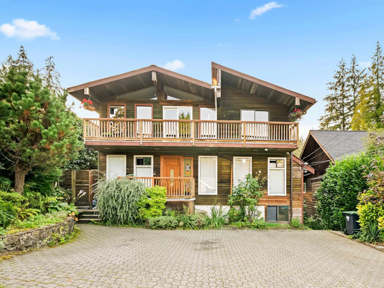 1979 Eastleigh Lane, North Vancouver, BC, V7G 1W1 - 4