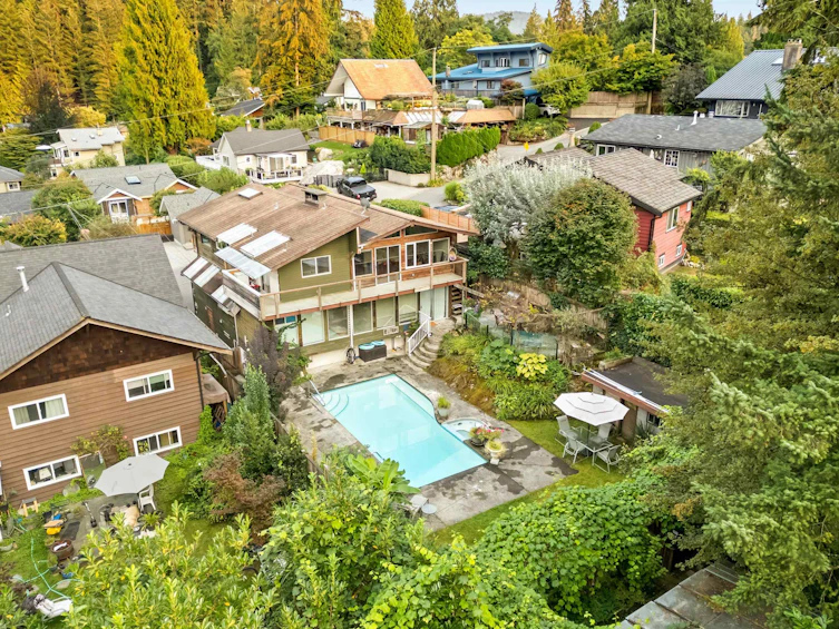 1979 Eastleigh Lane, North Vancouver, BC, V7G 1W1 - 25