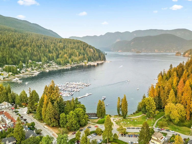 1979 Eastleigh Lane, North Vancouver, BC, V7G 1W1 - 34