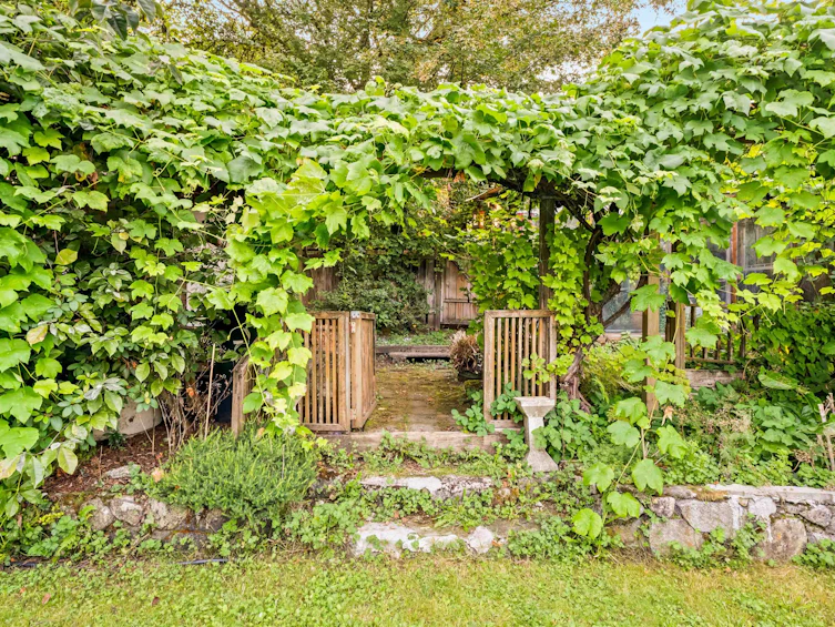 1979 Eastleigh Lane, North Vancouver, BC, V7G 1W1 - 24