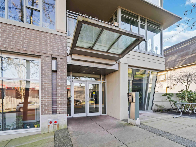 307-2520 Manitoba Street, Vancouver, BC, V5Y 3A6 - 5