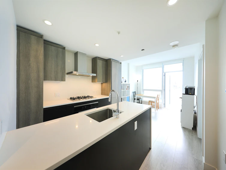 1005-6320 No. 3 Road, Richmond, BC, V6Y 0L5 - 5