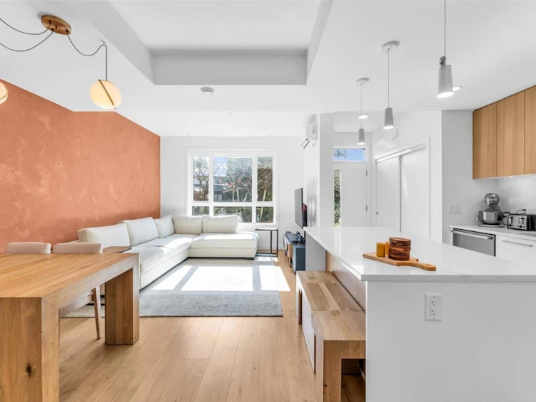 175-2035 Glenaire Drive, North Vancouver, BC, V7P 1Y2 - 3