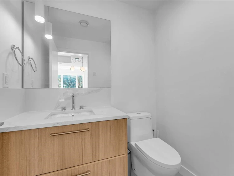 175-2035 Glenaire Drive, North Vancouver, BC, V7P 1Y2 - 24