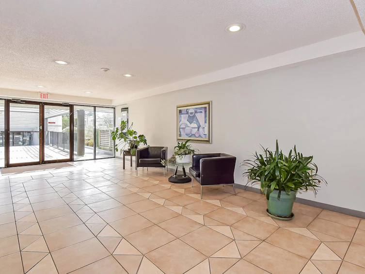 206-15275 19 Avenue, Surrey, BC, V4A 1X6 - 20