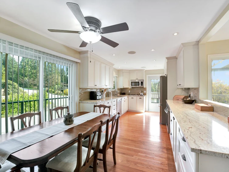 1 Mcnair Bay, Port Moody, BC, V3H 3N8 - 4