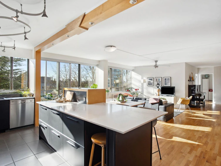 522-1445 Marpole Avenue, Vancouver, BC, V6H 1S5 - 6