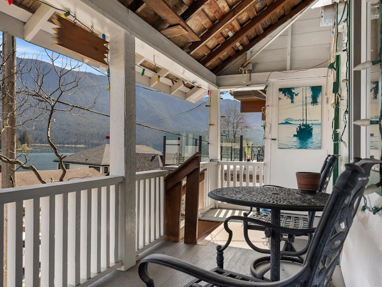 226 Lakeshore Drive, Cultus Lake, BC, V2R 5A2 - 3