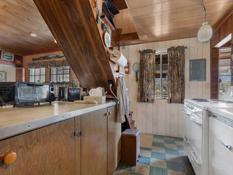 226 Lakeshore Drive, Cultus Lake, BC, V2R 5A2 - 18