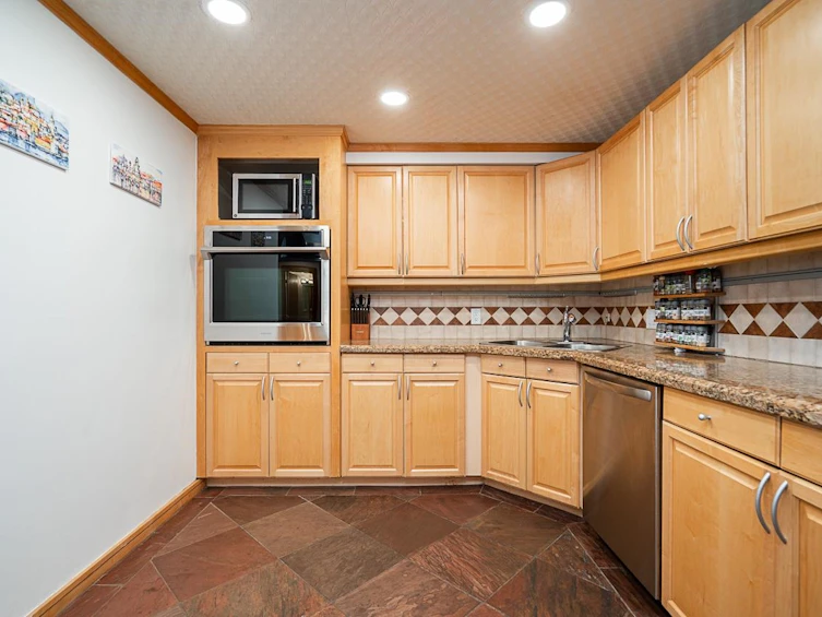 1102-518 Moberly Road, Vancouver, BC, V5Z 4G3 - 9