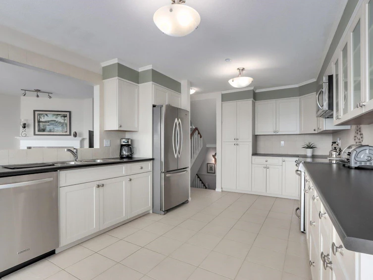 58-323 Governors Court, New Westminster, BC, V3L 5S6 - 6