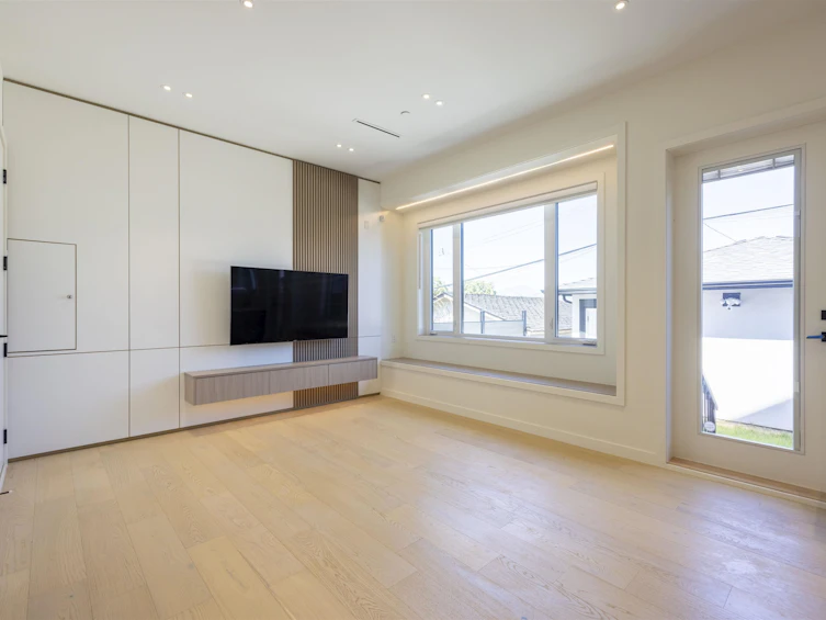 3225 E 29th Avenue, Vancouver, BC, V5R 1W4 - 13