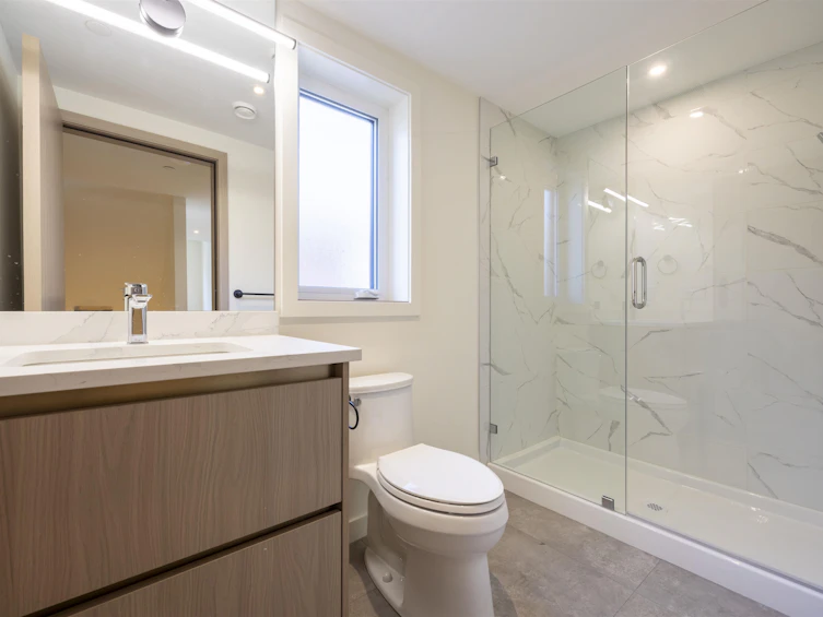 3225 E 29th Avenue, Vancouver, BC, V5R 1W4 - 15