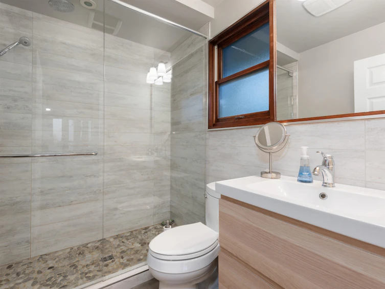 1144 W Keith Road, North Vancouver, BC, V7P 1Y7 - 16