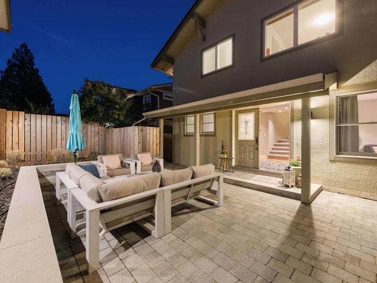 1144 W Keith Road, North Vancouver, BC, V7P 1Y7 - 32