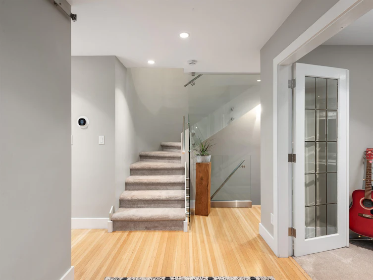 1144 W Keith Road, North Vancouver, BC, V7P 1Y7 - 25