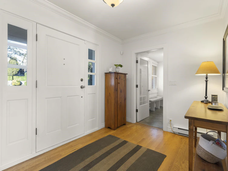 3862 W 38th Avenue, Vancouver, BC, V6N 2Y4 - 3