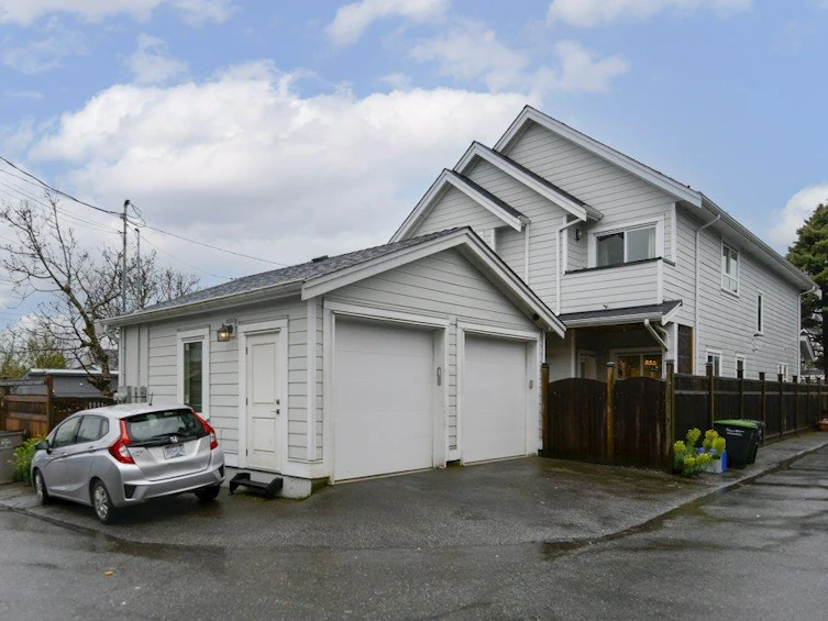 2078 Charles Street, Vancouver, BC, V5L 2T9 - 26