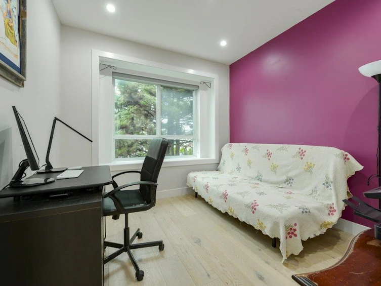 2078 Charles Street, Vancouver, BC, V5L 2T9 - 18