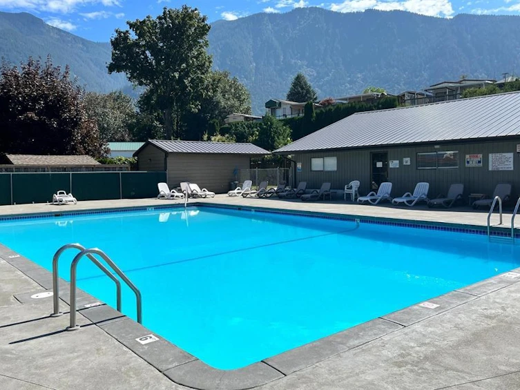 109-1436 Frost Road, Columbia Valley, BC, V2R 4X8 - 3