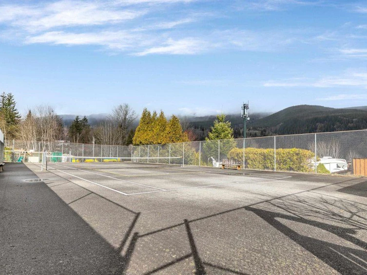 109-1436 Frost Road, Columbia Valley, BC, V2R 4X8 - 8