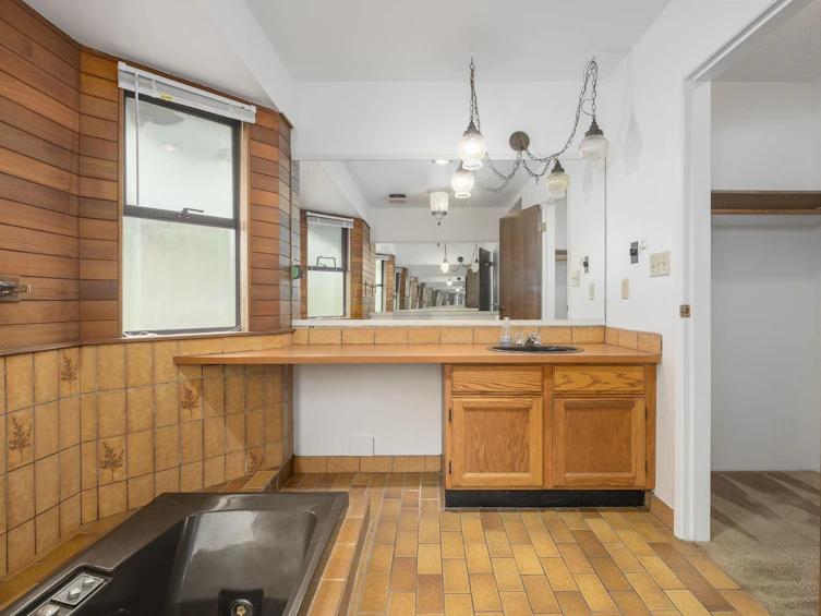 5563 Staghorn Place, North Vancouver, BC, V7R 4S5 - 22