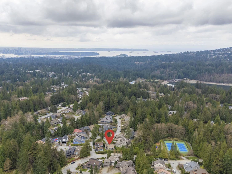 5563 Staghorn Place, North Vancouver, BC, V7R 4S5 - 38