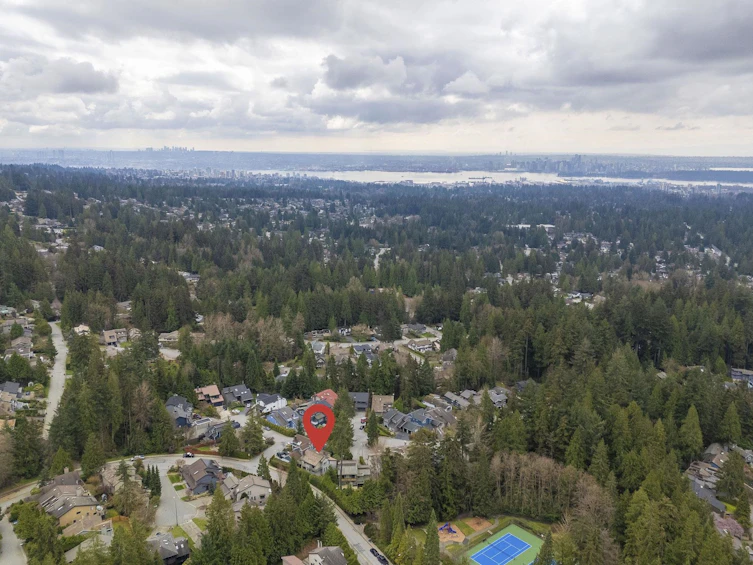 5563 Staghorn Place, North Vancouver, BC, V7R 4S5 - 39