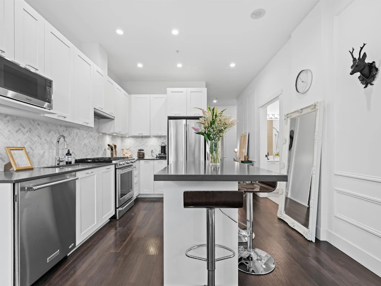 105-131 E 3rd Street, North Vancouver, BC, V7L 0E3 - 13