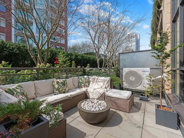 105-131 E 3rd Street, North Vancouver, BC, V7L 0E3 - 26