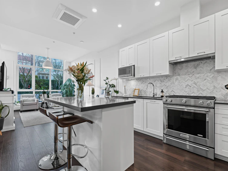 105-131 E 3rd Street, North Vancouver, BC, V7L 0E3 - 11