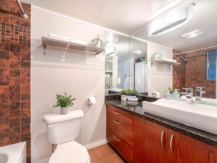 204-888 W 13th Avenue, Vancouver, BC, V5Z 1P2 - 20