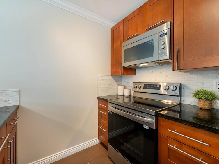 204-888 W 13th Avenue, Vancouver, BC, V5Z 1P2 - 11
