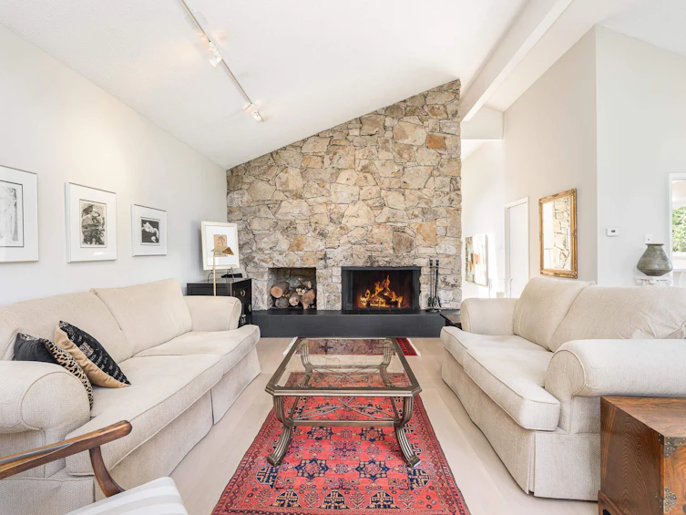 5437 Keith Road, West Vancouver, BC, V7W 2N3 - 2