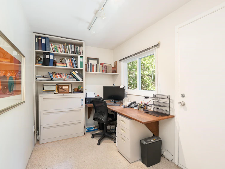 5437 Keith Road, West Vancouver, BC, V7W 2N3 - 12