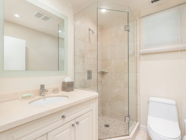 5437 Keith Road, West Vancouver, BC, V7W 2N3 - 10