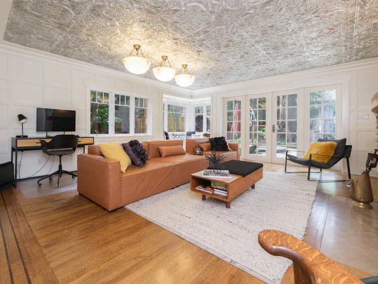 3179 Capilano Crescent, North Vancouver, BC, V7R 4H4 - 4