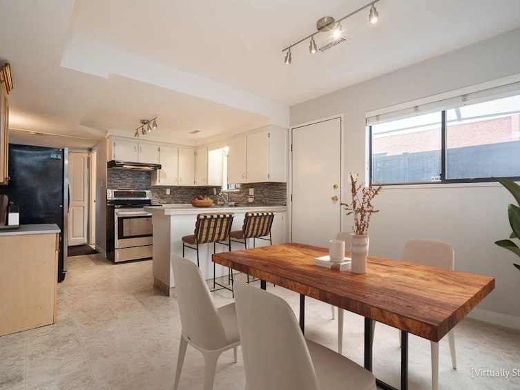 1249 E 31st Avenue, Vancouver, BC, V5V 5B3 - 28