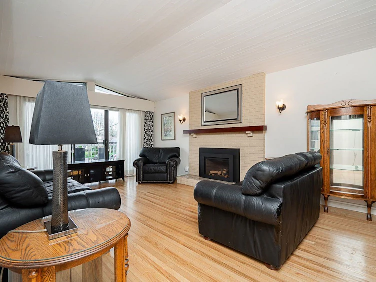 1249 E 31st Avenue, Vancouver, BC, V5V 5B3 - 14